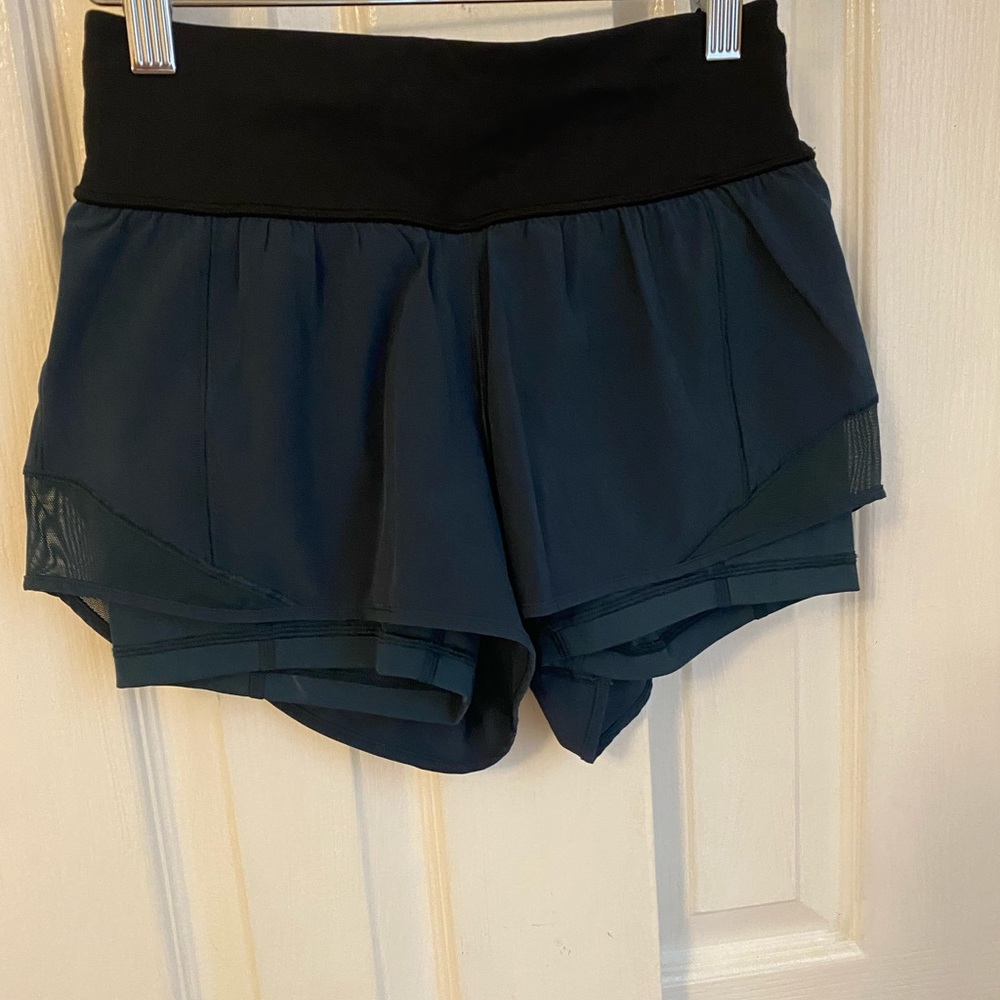 Lululemon teal running shorts